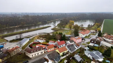 3 rooms Bungalow in Angern an der March, Austria No. 135605