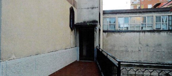 2 rooms Apartment in Baranzate, Italy No. 187499 5