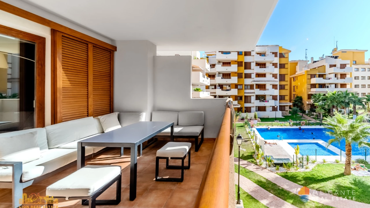 3 bedrooms Apartment in Torrevieja, Spain No. 96650