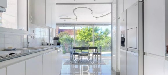 4 Schlafzimmer Villa in Marseille, France, Nr. 322983 13