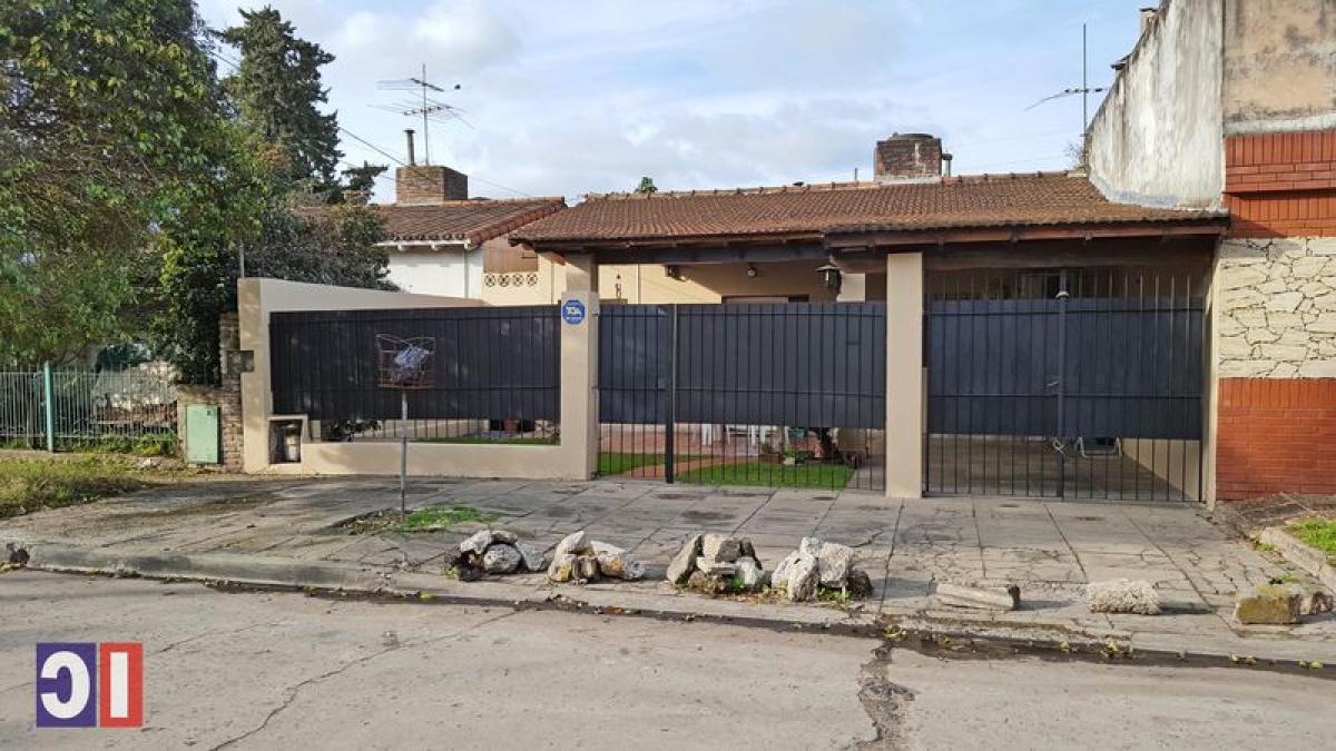 Casa T2 em Ituzaingo, Argentina N.º 88101