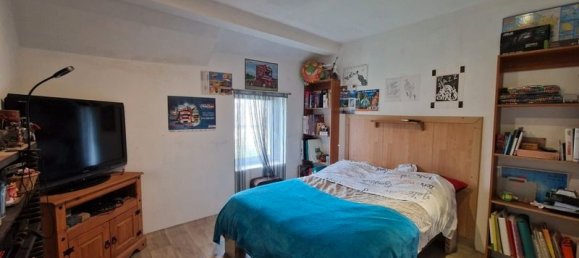 Casa de 3 dormitorios en Sainville, France No. 83205 21