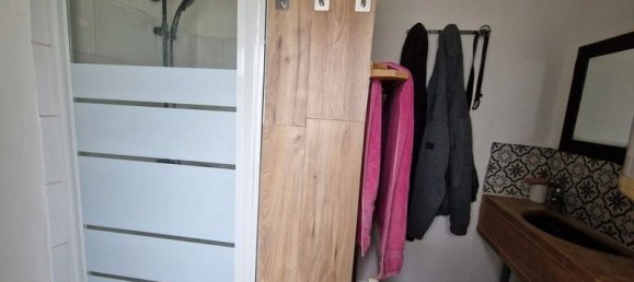 Casa de 3 dormitorios en Sainville, France No. 83205 12