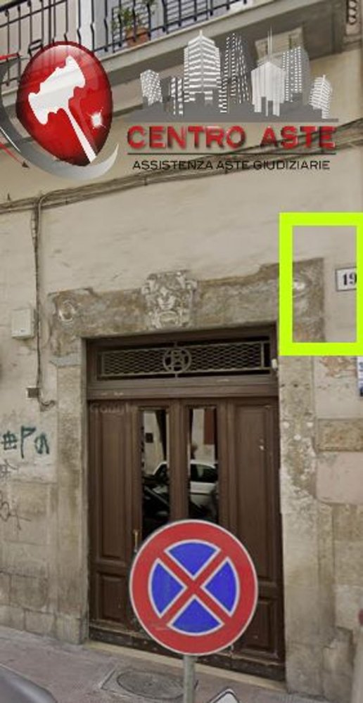 2 rooms Apartment in Bari, Italy No. 233339