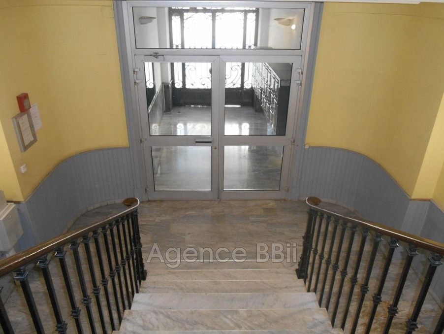 2 bedrooms Apartment in Nice, France No. 350166