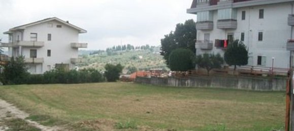 1400m² Land in Castel Frentano, Italy No. 68658 8