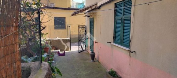 2غرفة شقة في Genoa, Italy رقم 30092 2