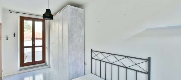 3-salle Duplex à Desio, Italy No. 228300 9