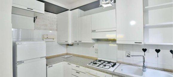 3-salle Duplex à Desio, Italy No. 228300 7