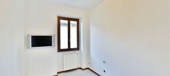 3-salle Duplex à Desio, Italy No. 228300 12