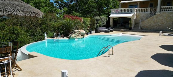 4 bedrooms Villa in Brignoles, France No. 292133 2