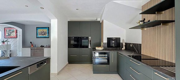 4 bedrooms Villa in Brignoles, France No. 292133 6