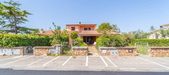 3 rooms Apartment in San Teodoro, Italy No. 141890 30