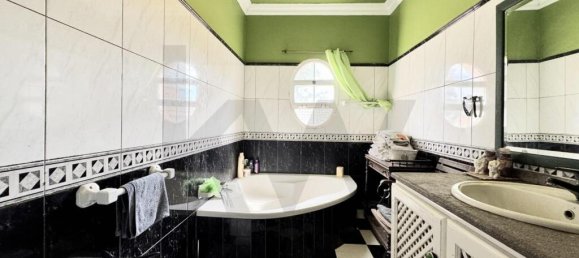 4 Schlafzimmer Haus in Calheta, Portugal, Nr. 320828 14