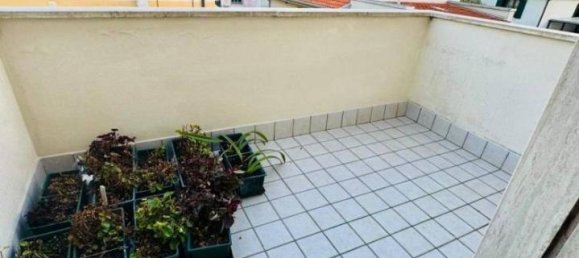 3 rooms Villa in Venice, Italy No. 40384 4