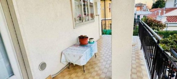 3 rooms Villa in Venice, Italy No. 40384 15