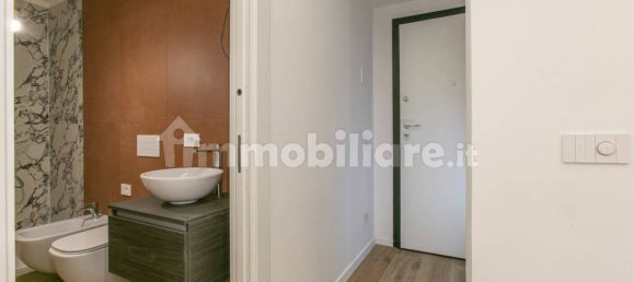 1 bedroom Apartment in Rome, Italy No. 225562 5
