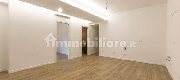 1 bedroom Apartment in Rome, Italy No. 225562 14