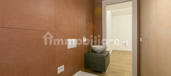1 bedroom Apartment in Rome, Italy No. 225562 4
