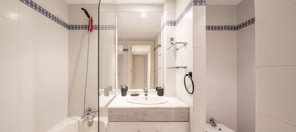 4 bedrooms Apartment in Marbella, Spain No. 191140 6