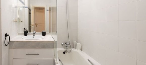 4 bedrooms Apartment in Marbella, Spain No. 191140 7