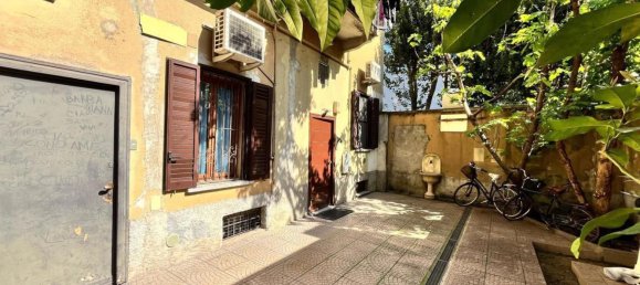 1 chambre Appartement à Milan, Italy No. 373143 2