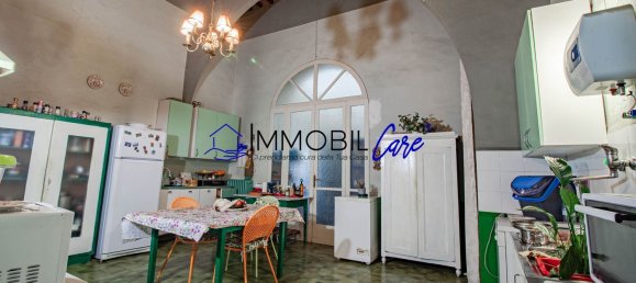 7 rooms Apartment in Livorno, Italy No. 103007 11