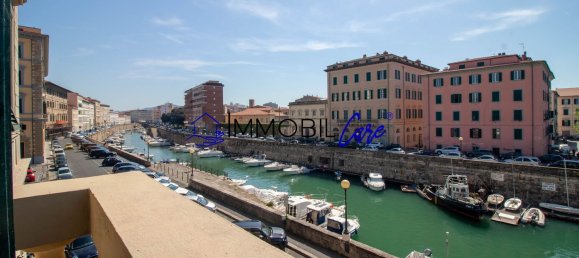 7 rooms Apartment in Livorno, Italy No. 103007 3