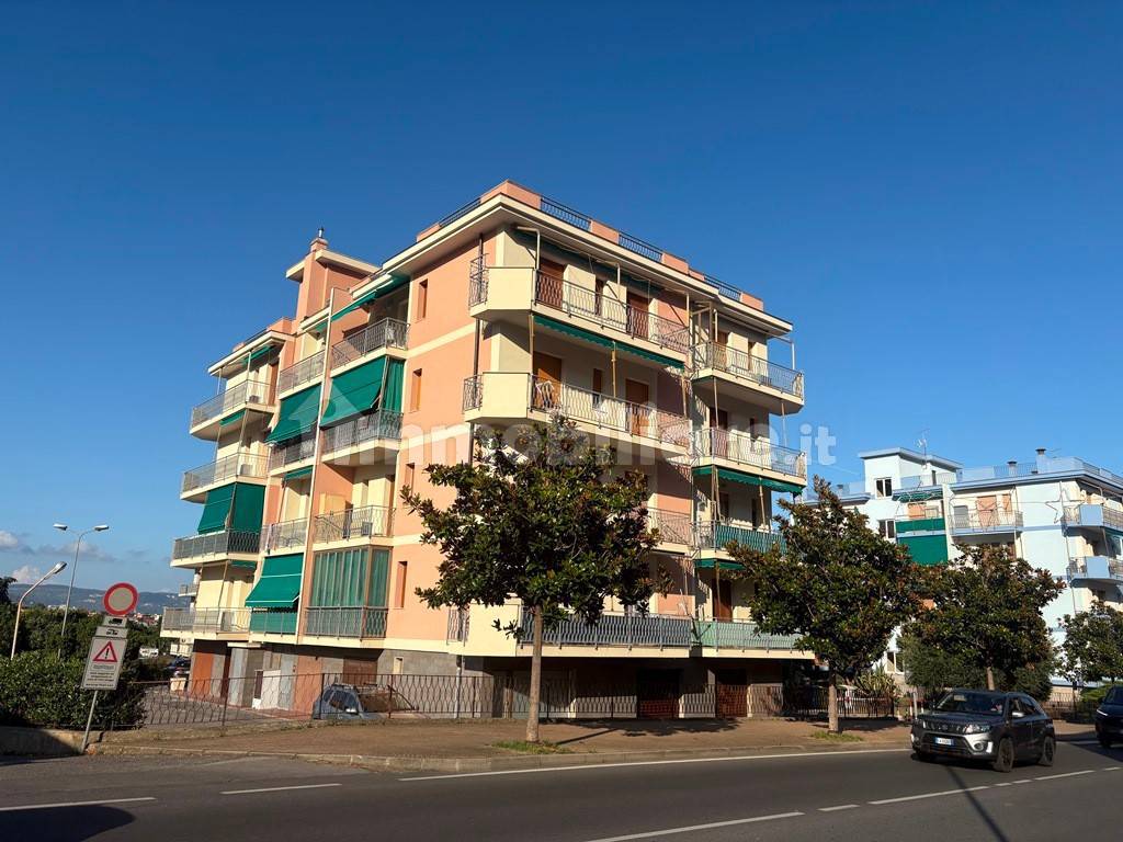 1 bedroom Apartment in Borghetto Santo Spirito, Italy No. 271613