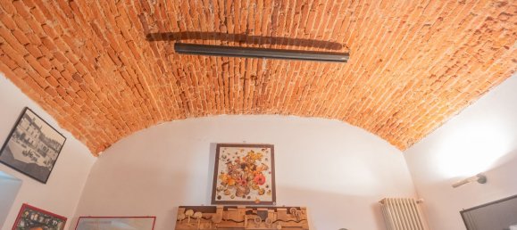 10-Zimmer Villa in Venegono Superiore, Italy, Nr. 79439 17