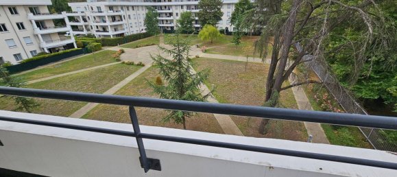 2 غرف نوم شقة في Saint-Ouen-l'Aumone, France رقم 327756 11