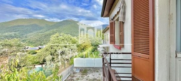 Villa de 3 divisões em Gardone Riviera, Italy N.º 156872 4