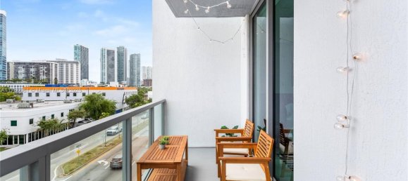 1 dormitorio propiedad comercial en venta en Miami, Miami-Dade, Florida, USA № 615197 14