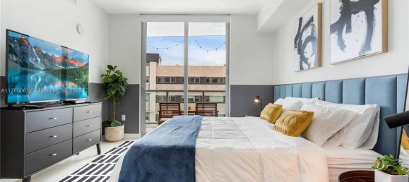 1 dormitorio propiedad comercial en venta en Miami, Miami-Dade, Florida, USA № 615197 7
