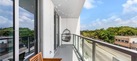 1 dormitorio propiedad comercial en venta en Miami, Miami-Dade, Florida, USA № 615197 13