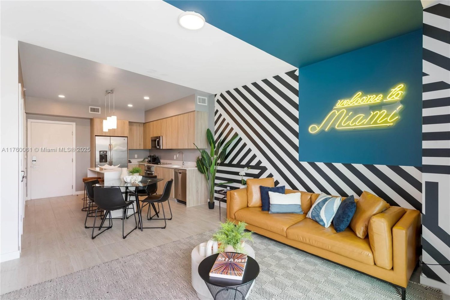 1 dormitorio propiedad comercial en venta en Miami, Miami-Dade, Florida, USA № 615197