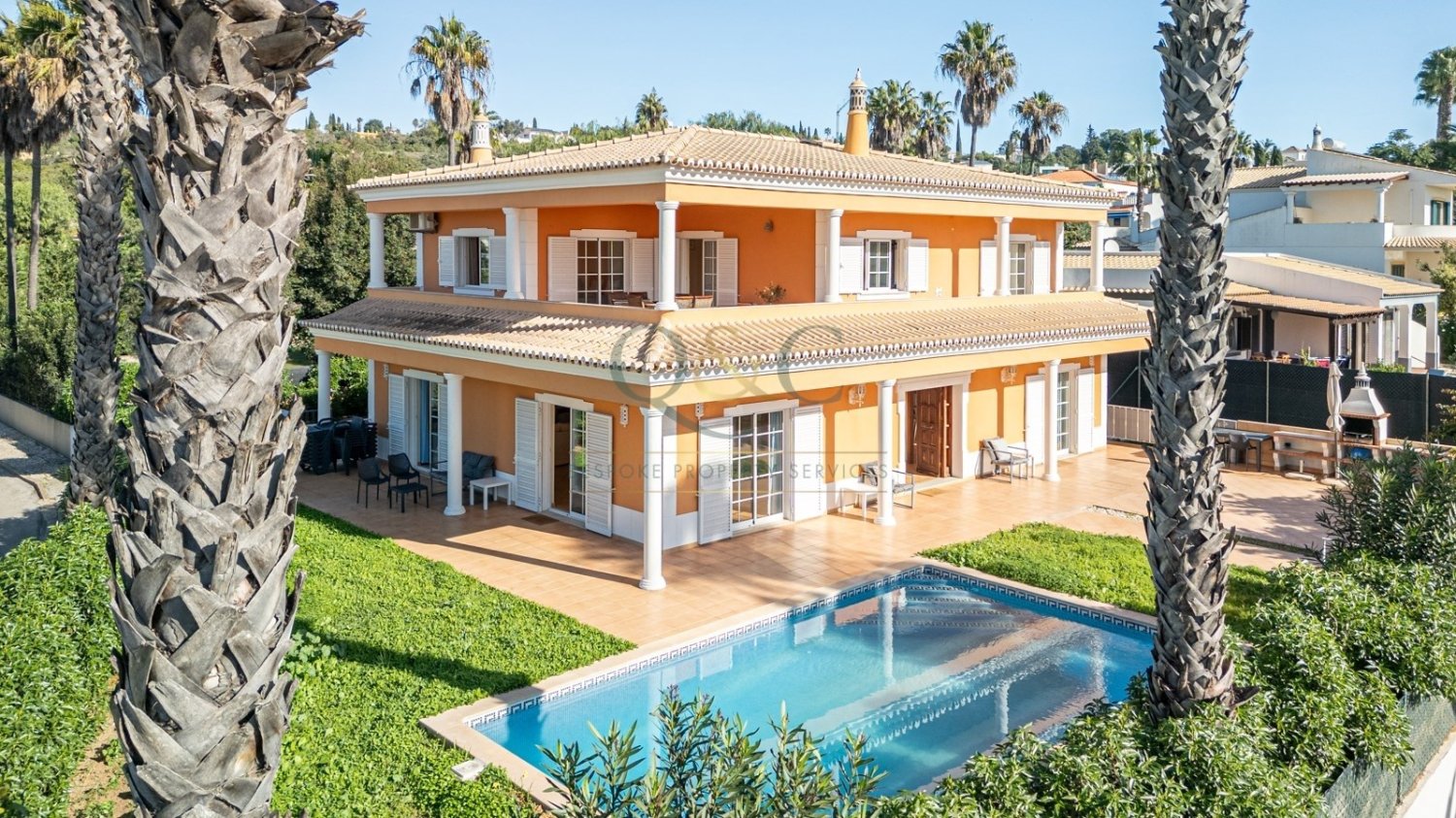 4 bedrooms Villa in Almancil, Portugal No. 122559