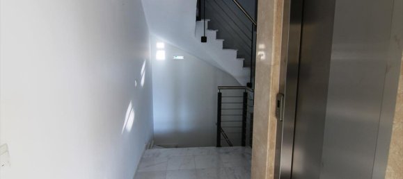 3 bedrooms Apartment in Thessaloniki, Greece No. 6869 15