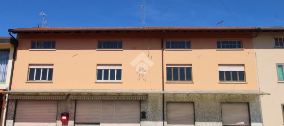 30-Zimmer Haus in Udine, Italy, Nr. 89086 2