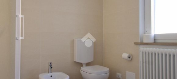 30-Zimmer Haus in Udine, Italy, Nr. 89086 9