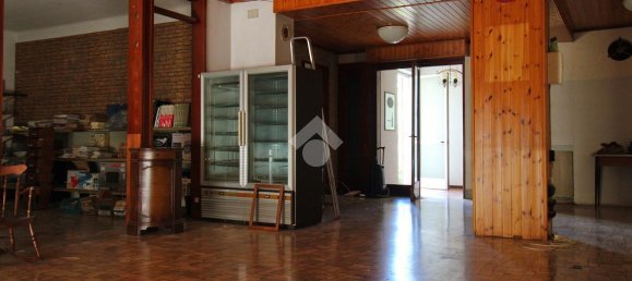 30-Zimmer Haus in Udine, Italy, Nr. 89086 4