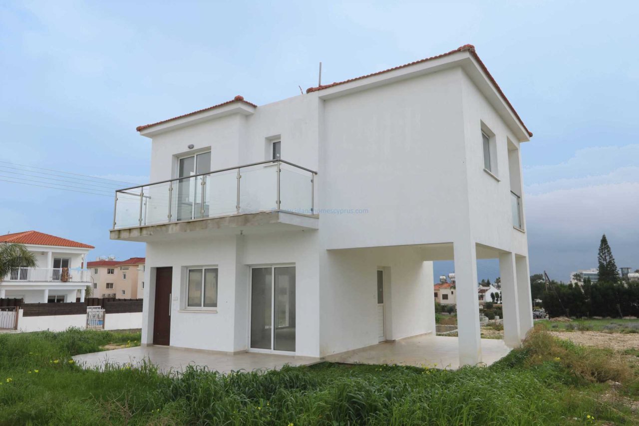 3 bedrooms House in Ayia Napa, Cyprus No. 23843