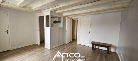 Apartamento de 2 dormitorios en Tours, France No. 86141 2