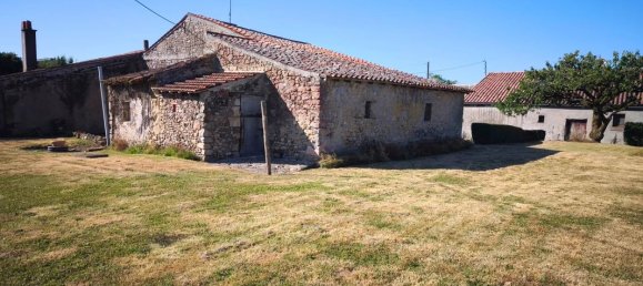 3 Schlafzimmer Haus in Deux-Sevres, France, Nr. 338877 11