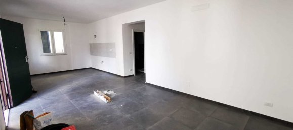 4 rooms House in Santo Stefano di Magra, Italy No. 172274 5