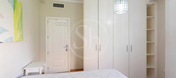 Apartamento de 3 dormitorios en Eixample, Spain No. 170669 11