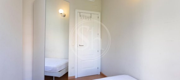Apartamento de 3 dormitorios en Eixample, Spain No. 170669 15