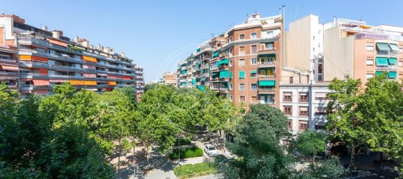 Apartamento de 3 dormitorios en Eixample, Spain No. 170669 9