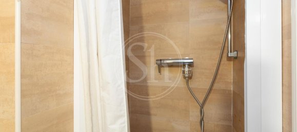 Apartamento de 3 dormitorios en Eixample, Spain No. 170669 22