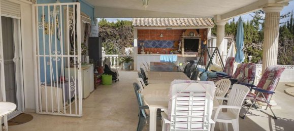 5 bedrooms House in Alicante, Spain No. 69275 4